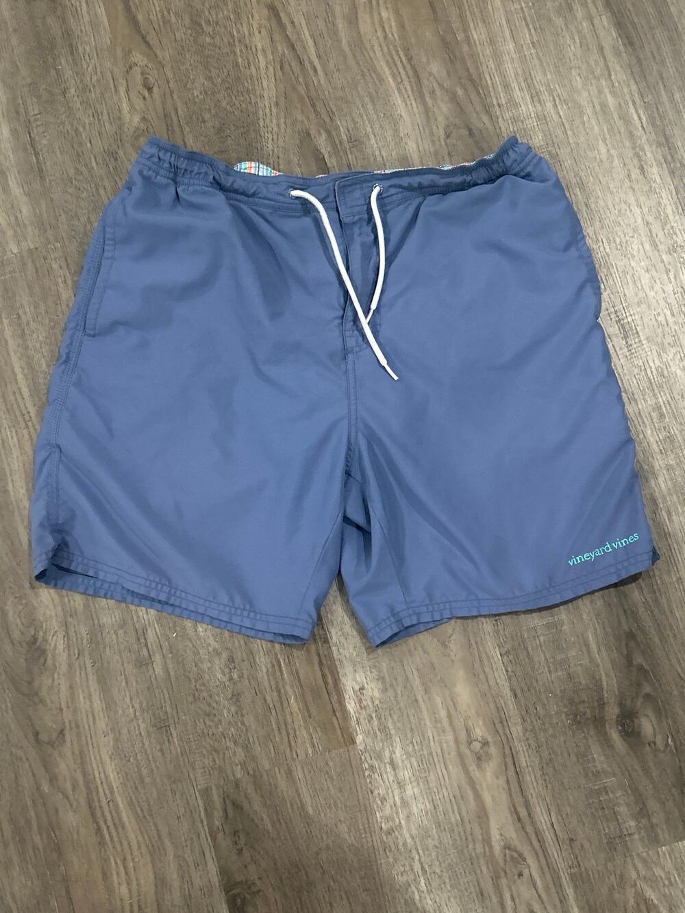 Vineyard Vines Swim Trunks size M